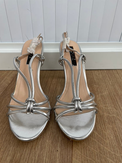 Quiz Sandals Size 4