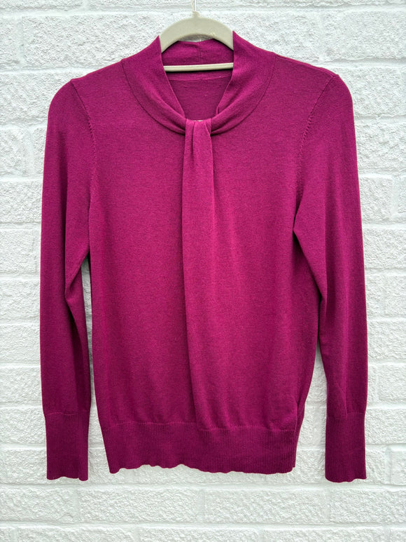 Hobbs Jumper Size Small