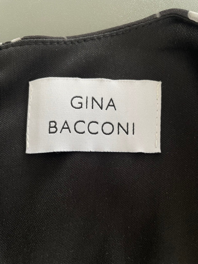 Gina Bacconi Jumpsuit Size Medium