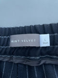 Mint Velvet Trousers Size Large Short