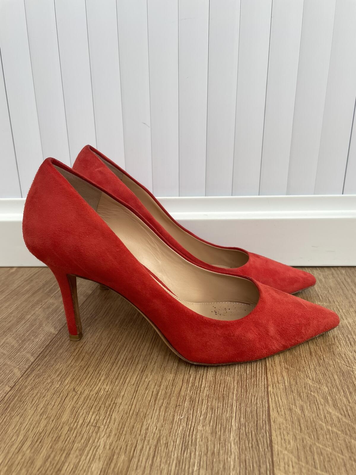 Jones London Court Shoes Size 4