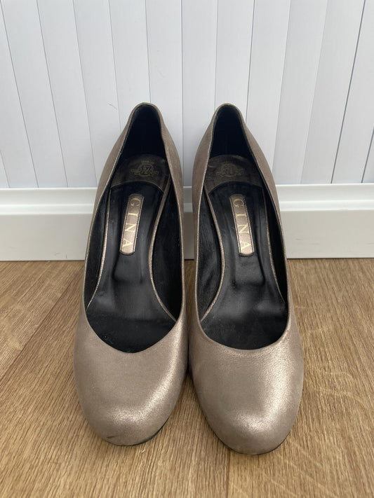 Gina London Court Shoes Size UK 7.5