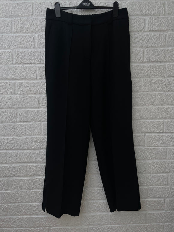 Mint Velvet Trousers Size Large (Short)