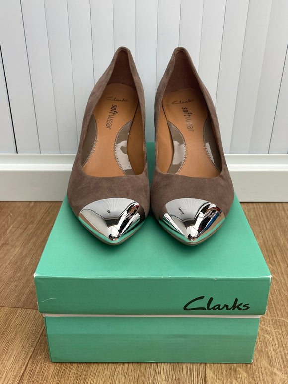 Clarks Shoes Size 8