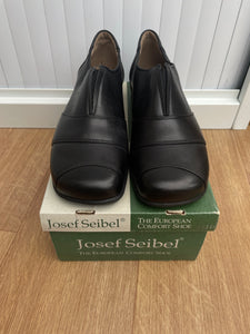 Joseph Seibel New Shoes Size 6