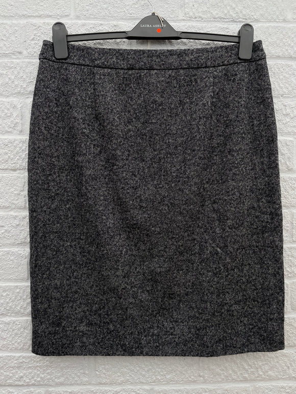 Hobbs Skirt Size 16